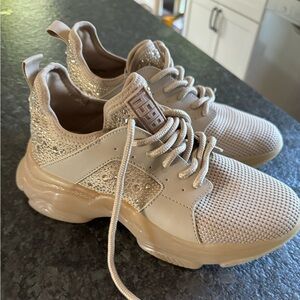 Steve Madden Sneakers